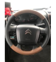 DİKİŞLİ DİREKSİYON KILIFI TABA / SİYAH DERİ SİYAH DİKİŞLİ F.İAT DUCATO BU DİREKSİYON İÇİN