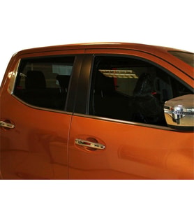 Nissan Navara Uyumlu Cam Çıtası 4 Parça Krom 2016 Ve Sonrası