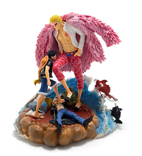 Anime One Piece Luffy Ve Donquixote Figürü