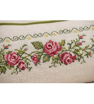 GÜL Kanaviçeli Koltuk Örtüsü 350x180 ( 2 KIRLENT KILIFI HEDIYELI) (Kırmızı)