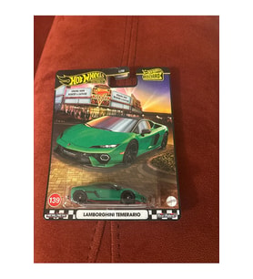 Hot Wheels Lamborghi̇ni̇ Temerari̇o Boulevard Premium