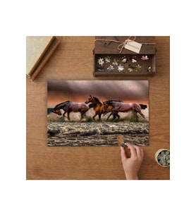 Kumsaldaki Kahverengi Atlar Tasarımı 240 parça Ahşap Puzzle Ahşap Kutuda MP05138