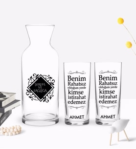 BK Gift Kişiye Özel Renkli Baskılı Benim Rahatsız Olduğum Yerde Tasarımlı İkili Rakı Bardağı ve Karaf Hediye Seti-1 (Model 1)