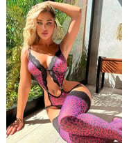 Intive Mor Leopar Desen Yanları ve Göbeği Açık Fantasy Bodysuit Jartiyer Çorabı Takım