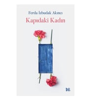 Kapıdaki Kadın
