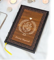 Anne Bebek Desenli Termo Deri + Ahşap Anı Defteri - Çizgili Defter - Hediyelik (17x24 cm- 320 Sayfa)
