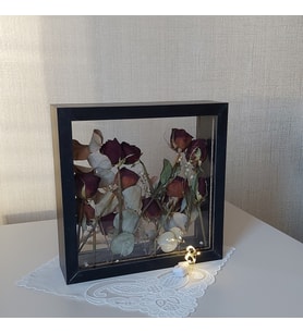 Ledli 25x25 Cm Çift Yönlü Siyah Derin Gül Çerçevesi! Gelin Buketi Çerçevesi!