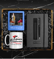 Öğretmenler Gününe Özel Canım Öğretmenim Kupası & Kişiye Özel Fotoğraf Çerçevesi & Termo Deri Defter & Deri Kılıflı Touch Pen Kalem Hediye Seti