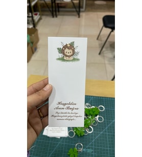 Hoş geldin Yazılı Yenidoğan Mum Kartı  5x12 cm  Aslan Görselli - Arletikettasarım