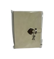 VICTORIA'S JOURNALS 1241-1902 HUSH HUSH KİLİTLİ 13x18cm 80gr.160YP.ÇİZGİLİ DEFTER - KREM