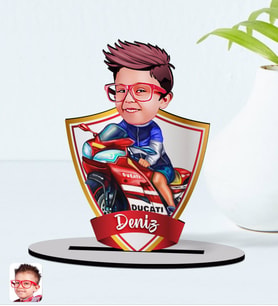 BK Gift Kişiye Özel İsimli Motorcu Çocuk Karikatürlü Ahşap Biblo Model-1