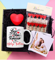 Kişiye Özel Love You Forever Baskılı Kupa & 5 Fotoğraflı 10'lu Kalp Fotoğraf Mandalı & Işıklı Kalp Hediye Seti