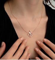 925 Ayar Anne Çocuk Sevgisi Gümüş Kolye (Rose)
