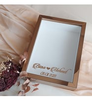 Bronz Pleksi Kaplı  25x35 Cm Fotoğraf Bölümsüz İsimli Ledsiz Gül Saklama Kutusu! Anı Çerçevesi! (Bronz)