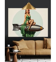 Roket Üzerinde Pin-Up Kız Dekoratif Kanvas - Mdf Ahşap Tablo