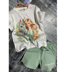 Kız Çocuk Üzeri Digital Bebek ve At Baskılı Penye T-Shirt Yeşil Şortlu Takım