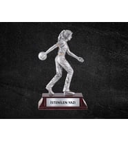 Kişiselleştirilebilir Bowling Kadın Figürlü Kupa (Silver)