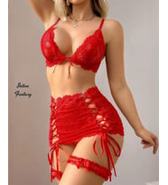 Intive Fantasy Kırmızı Dantelli Bacak Aksesuarlı Eteği Yandan Bağlamalı Bralet Takım