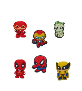 Güçlü Adımlar, Efsanevi Kahramanlar: Avengers Temalı 6'lı Terlik Süsleriyle Tarzınızı Gösterin (Çok Renkli)