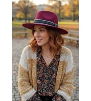 Bohem Dokunuşlu Şeritli Bordo Fedora Şapka