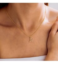 Kişiye Özel 925 Ayar Gümüş Mini Kalp Detaylı Harf Kolye (Gold)