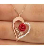 Özel Tasarım Kalp İçinde Gül Detaylı 925 Ayar Gümüş Kolye ROSE