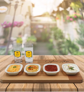 BK Gift Kişiye Özel Rakı Şişesinde Balık Olsam Tasarımlı 2’li Rakı Bardağı ve Meze Tabaklı Doğal Masif Ahşap Servis Sunum Tepsisi Model 2