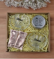 BK Gift Kişiye Özel İsimli 2’li Cam Kahve Fincanı & Türk Kahvesi & Gümüş Metal Kutuda Kokulu Mum Hediye Seti-4, Sevgiliye Hediye, Yıl Dönümü Hediyesi