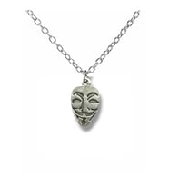 V for Vendetta Maskesi Figürlü Unisex Kolye – Özgürlüğün ve Direnişin Sembolü