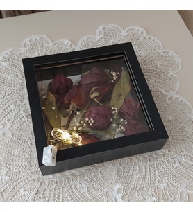 20x20x5 cm Siyah Ledli Anı Çerçevesi! Yeni Moda Çiçek Anı Çerçevesi!