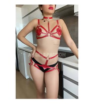 Kalp Detaylı Kırmızı Deri Harness Takım (Siyah)