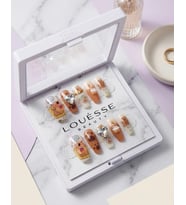 Louésse Capy Milk Love Takma Tırnak 12’li Kapibara Desenli Sevimli Nail Set