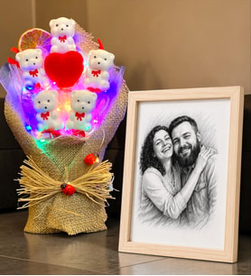 Renkli LED Işıklı Ayıcık Buketi ve Kişiye Özel Karakalem Fotoğraflı Ahşap Çerçeve
