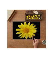 Sarı Çiçekler - Yakın Çekim Çiçek Tasarımı 240 parça Ahşap Puzzle Ahşap Kutuda MP02666