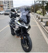 MOTOCAM CF Moto 800 MT Ön Cam 2019-2026 Model 57cm Füme Renkli 4mm