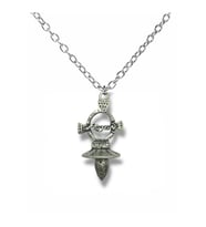Poison Band Logo Gümüş Renk Unisex Kolye – Glam Rock ve Metal Takı