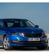 Skoda Octavia 3 Makyajlı 2017-2020 Sağ Ön Far Yıkama Kapağı 5E0955110E