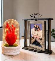 Kişiye Özel 2 Fotoğraflı Dönen Ahşap Çerçeve ve LED Işıklı Kırmızı Kalpli Fanus Hediye Seti