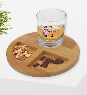 BK Gift Kişiye Özel Harfli İsimli Viski Bardağı ve Doğal Masif Ahşap Yuvarlak Sunum Tabağı Çerezlik Hediye Seti-1