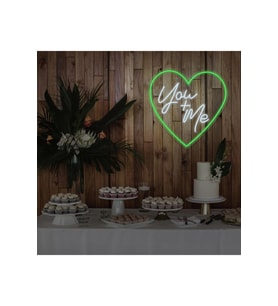 You+Me Yazılı ve Şekilli Neon Tabela