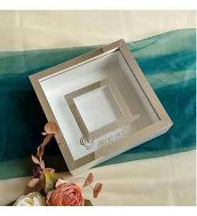 25x25 Cm Beyaz-Gümüş Fotoğraf Bölümlü Anı Çerçevesi! İsimli Ledsiz! Gül Saklama Kutusu