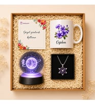 Kişiye Özel Sevgiliye Hediye Kutusu İsim Baskılı Kupa, Işıklı Satürn Cam Küre Ve Lotus Kolye Seti