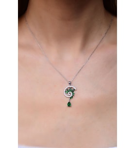 925 Ayar Gümüş Rodyum Kaplama Yeşim Taş Renkli Spiral Snail Tasarım Kolye