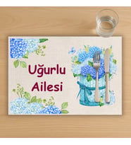 Kişiye Özel Mavi Çiçekler Yazılı Tasarımlı Amerikan Servis, Tabak Altlığı & Ev Hediyesi, 2 Adet (Krem)