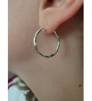 925 ayar gümüş 23 mm desenli halka küpe