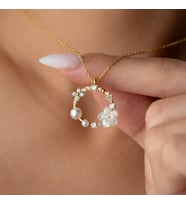 925 Ayar Gümüş Sedef Taşlı İncili Kolye (Gold)