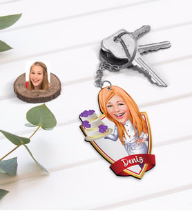 BK Gift Kişiye Özel İsimli Kadın Chef Karikatürlü Ahşap Anahtarlık-2