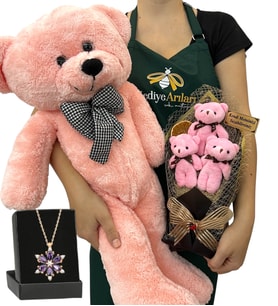Kişiye Özel 3'lü Peluş Ayıcık Buketi, Gerçek Ametist Taşlı Lotus Kolye ve Pembe Ayıcık (Model 5)