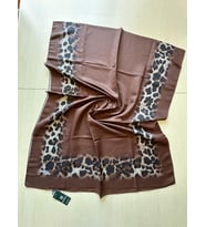 Soft Zarif Leopar Desenli Moda Trend Şal (Acı Kahve)