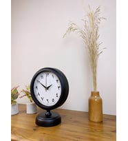 Siyah Metal Farsça Masa Saati 25×20 cm (Kahverengi Açık)